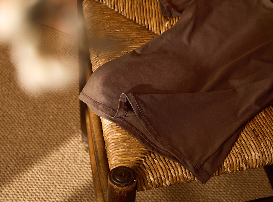 women’s contour short-sleeve top