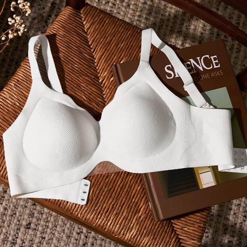 Sujetador de encaje adhesivo elástico y transpirable de alta calidad ODM